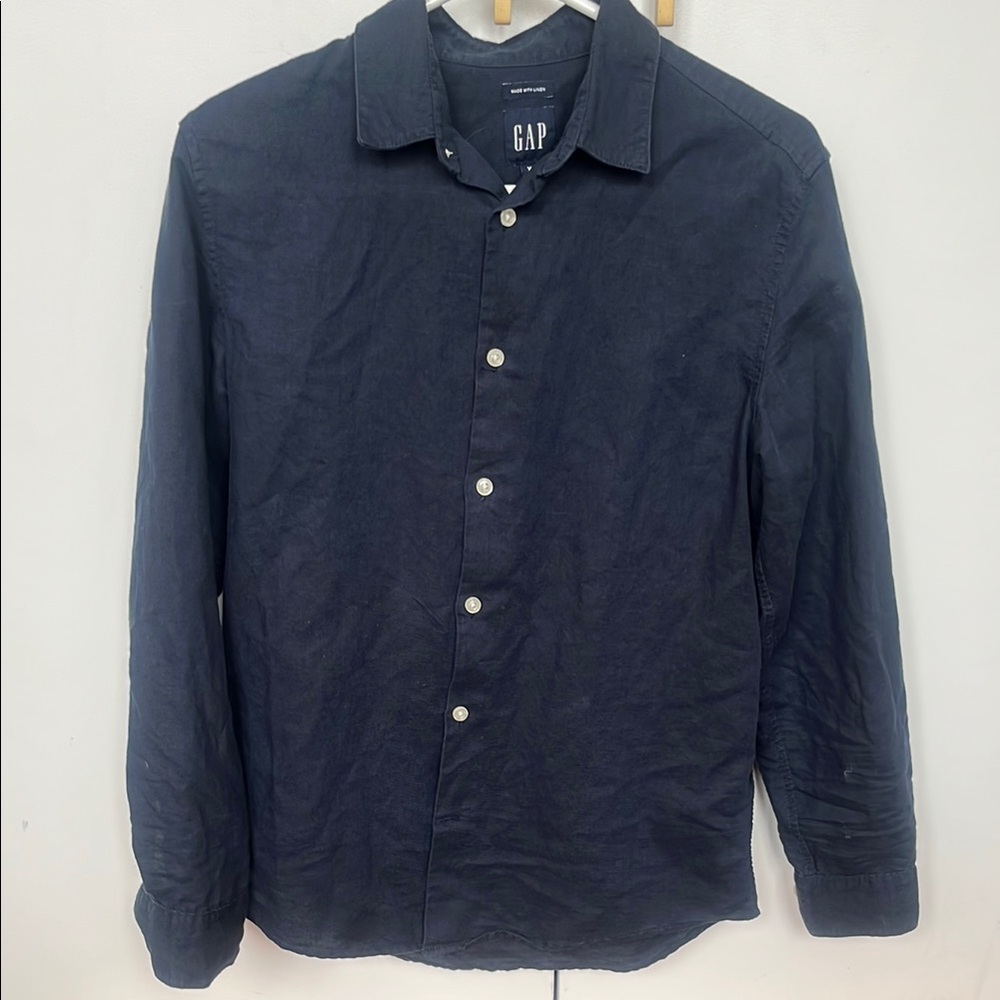 Men’s Gap Navy Buttondown shirt